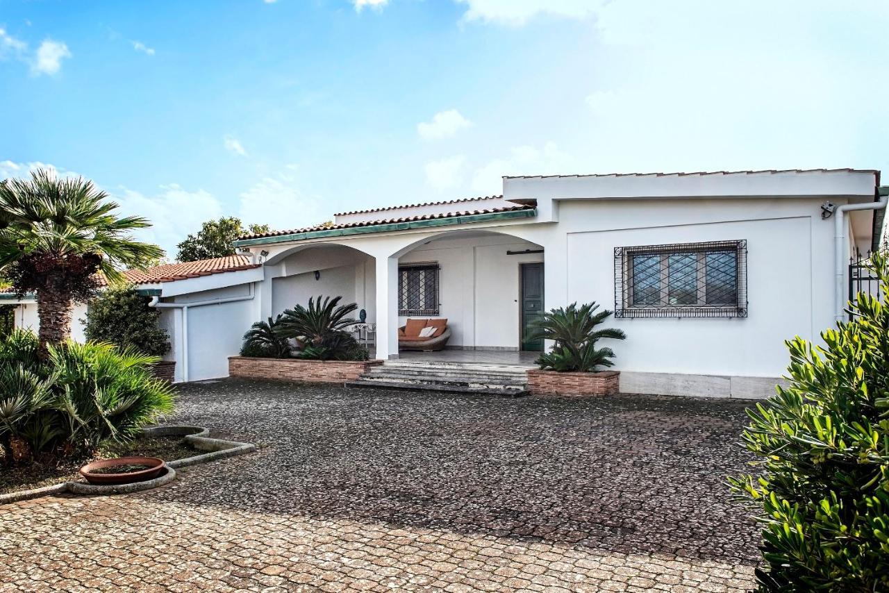 Villa Eva Crispiano Экстерьер фото